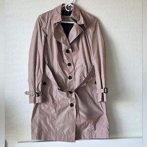 Burberry Pink Trenchcoat